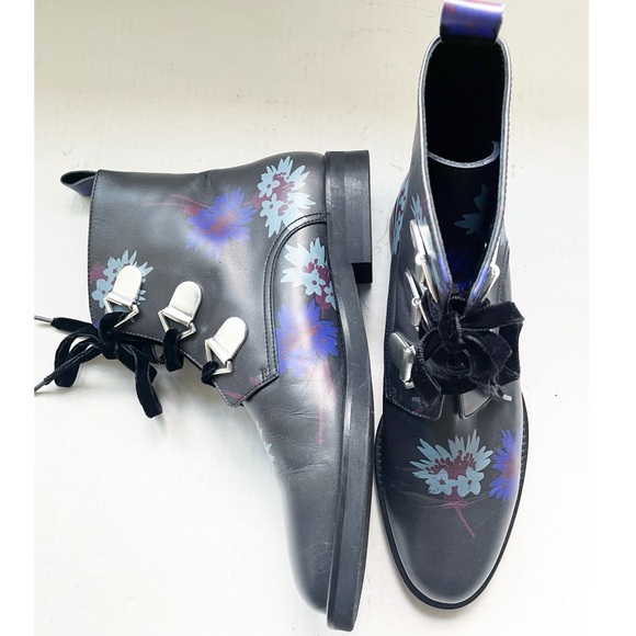 Tanya Taylor
X Coliac Floral Ankle Combat Boots with velvet shoelaces size 8.5 - Picture 3 of 15